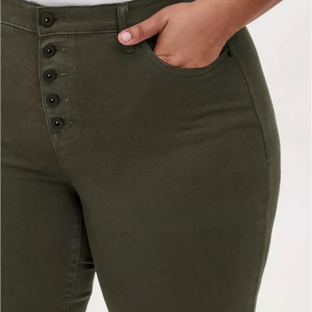 Torrid Olive Green High-Waisted Pants - Picture 2 of 8
